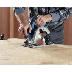 Factory Reconditioned Bosch CCS180-B15-RT 18V Lithium-Ion 6-1/2 In. Cordless Circular Saw Kit (4 Ah) -RECONDITIONED PRODUCTS Store bshrccs180 b15 rt g