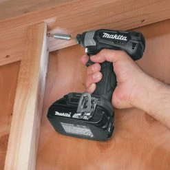 Factory Reconditioned Makita CX200RB-R 18V LXT Lithium-Ion Sub-Compact Brushless Cordless 2-Pc. Combo Kit -RECONDITIONED PRODUCTS Store mktrcx200rb r f