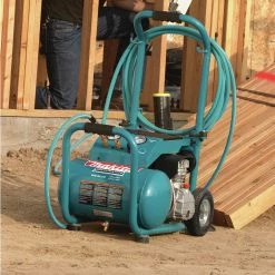 Factory Reconditioned Makita MAC5200-R 3 HP 5.2 Gallon Oil-Lube Wheelbarrow Air Compressor 27 Factory Reconditioned Makita MAC5200-R 3 HP 5.2 Gallon Oil-Lube Wheelbarrow Air Compressor -RECONDITIONED PRODUCTS Store mktrmac5200 r j
