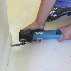 Factory Reconditioned Makita TM3010C-R Multi-Tool -RECONDITIONED PRODUCTS Store mktrtm3010c r b