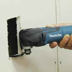 Factory Reconditioned Makita TM3010C-R Multi-Tool -RECONDITIONED PRODUCTS Store mktrtm3010c r l