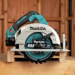 Factory Reconditioned Makita XSH06PT-R 18V X2 LXT Lithium-Ion (36V) 5 Ah Brushless Cordless 7-1/4 In. Circular Saw Kit -RECONDITIONED PRODUCTS Store mktrxsh06pt r v