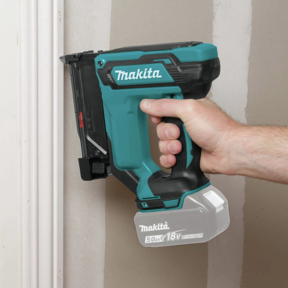 Factory Reconditioned Makita XTP02Z-R 18V LXT Lithium-Ion Cordless 23 Gauge Pin Nailer (Tool Only) 7 Factory Reconditioned Makita XTP02Z-R 18V LXT Lithium-Ion Cordless 23 Gauge Pin Nailer (Tool Only) - Image 6